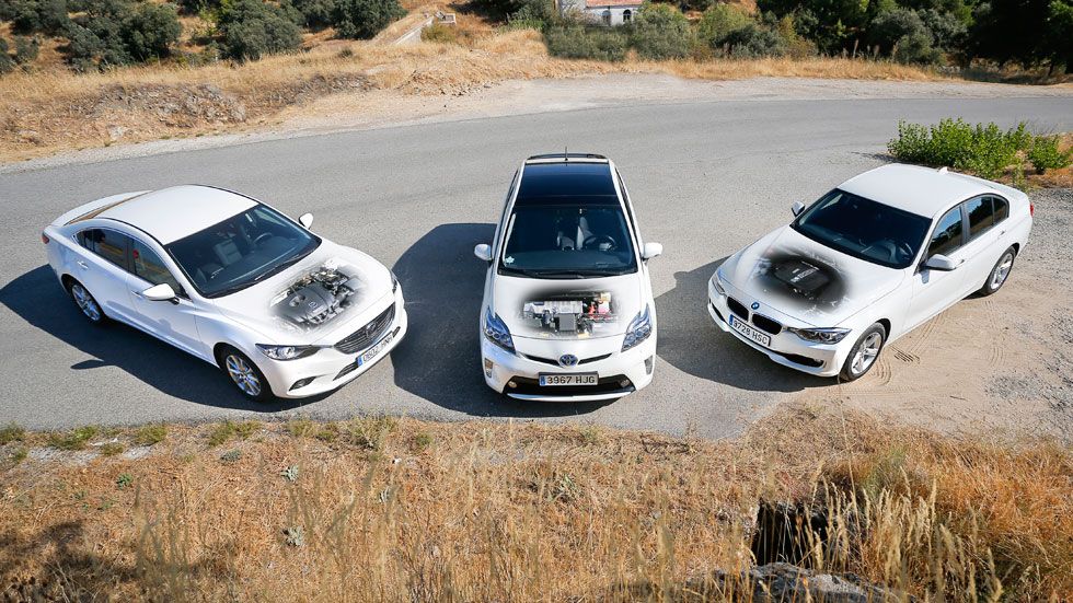 Comparativa: Toyota Prius vs BMW 316d y Mazda 6 SkyActiv G-145