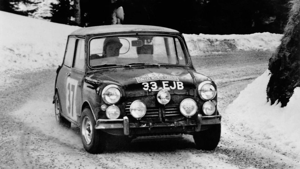 1964. Mini gana el Montecarlo 1964. Mini gana el Montecarlo