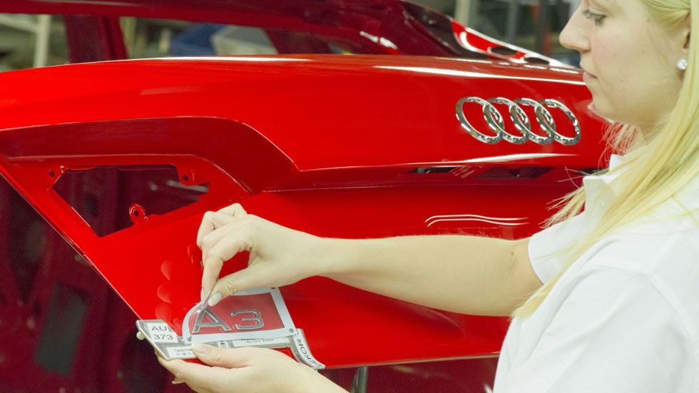 Audi vende más y recorta su beneficio