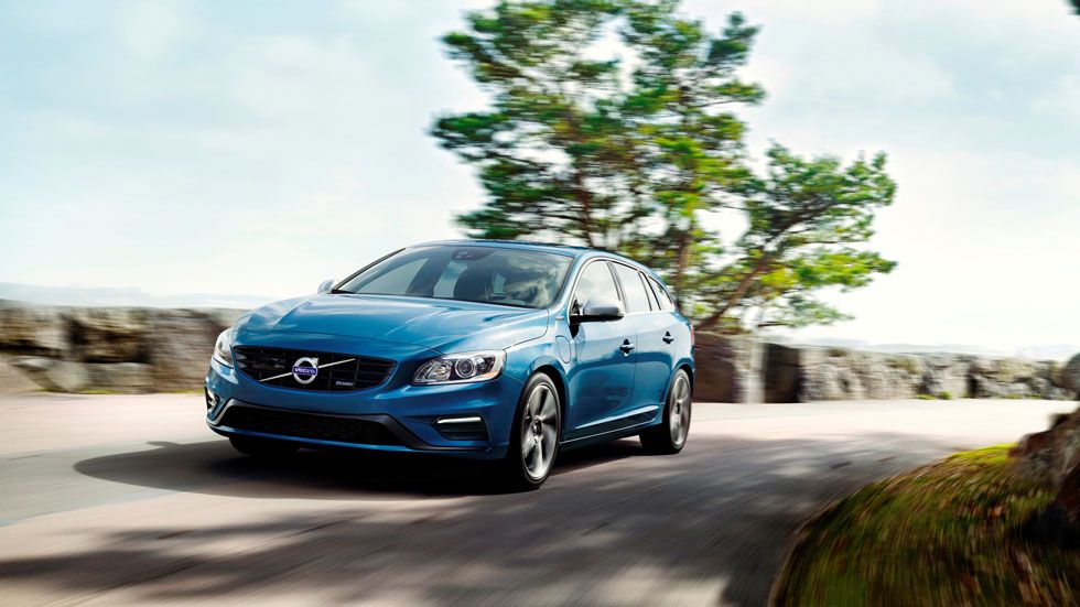 Volvo V60 Plug-in Hybrid R-Design, eficiente bajo piel deportiva