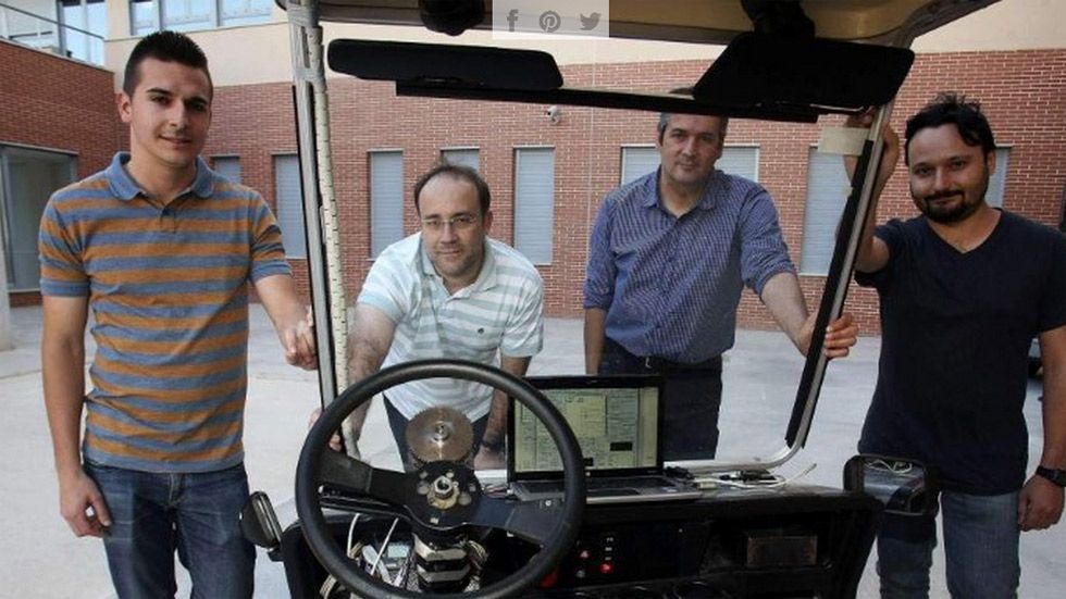 Investigadores españoles crean el coche sin conductor de bajo coste
