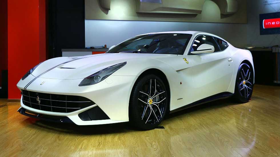 Ferrari F12 Berlinetta Polo y FF Dressage Editions, ‘made in China’