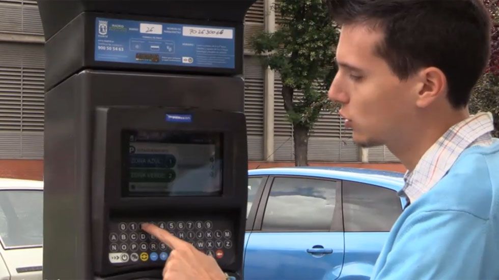 Vídeo: cinco respuestas sobre los nuevos parquímetros de Madrid