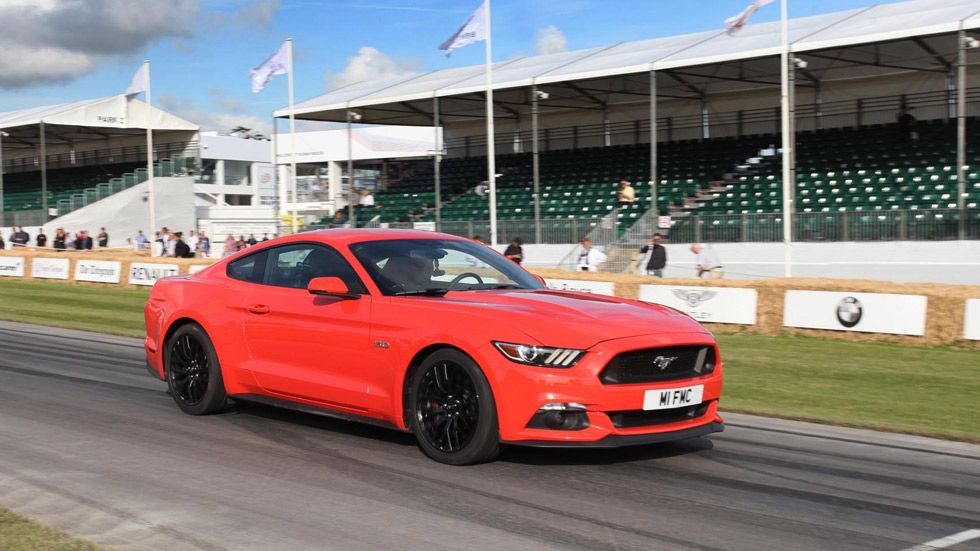 Nuevo Ford Mustang: motores y chasis