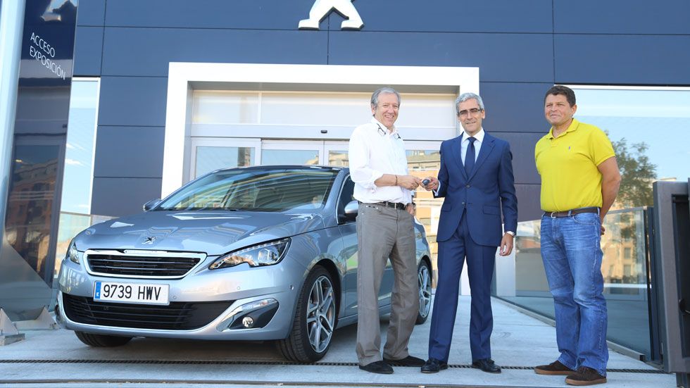 Un nuevo reto de 100.000 km arranca con un Peugeot 308 como protagonista Un nuevo reto de 100.000 km arranca con un Peugeot 308 como protagonista