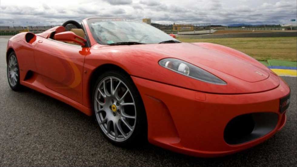 Ganador del concurso  ‘Transformers y Autopista.es te invitan a conducir un Ferrari’