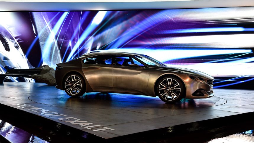 Peugeot Exalt, con piel de tiburón y con destino París