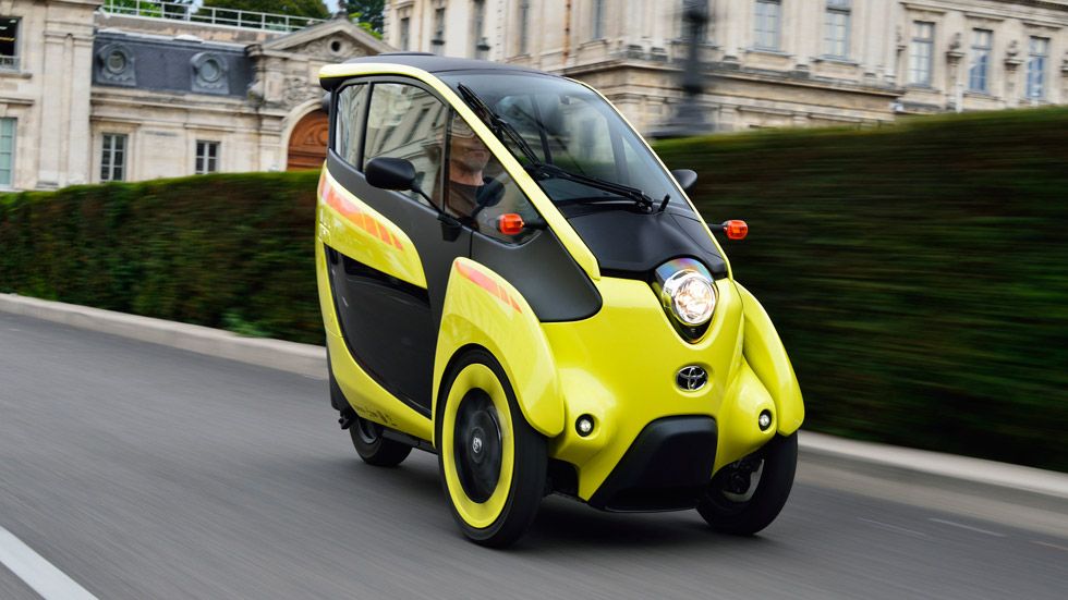 Contacto: Toyota i-ROAD, sensaciones únicas