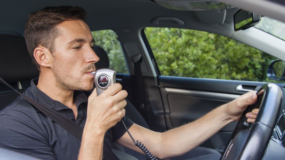 En sentido contrario y triplicando la tasa de alcoholemia