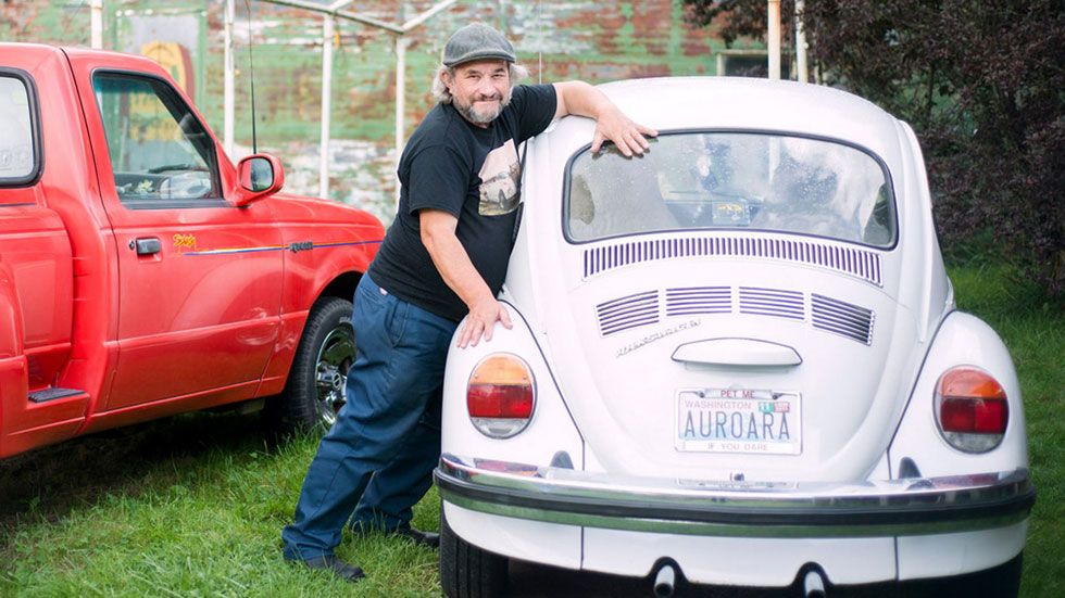 Este es el primer hombre que compró un coche por  en España