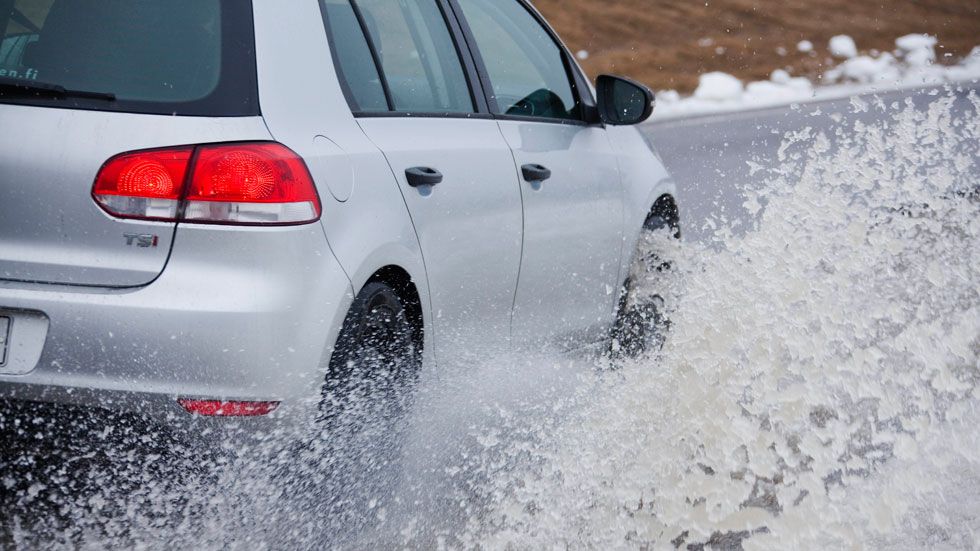 Vídeo: ¿por qué sufrimos aquaplaning?
