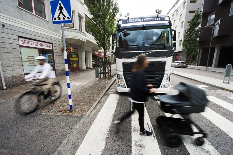 Volvo por la protección de los peatones