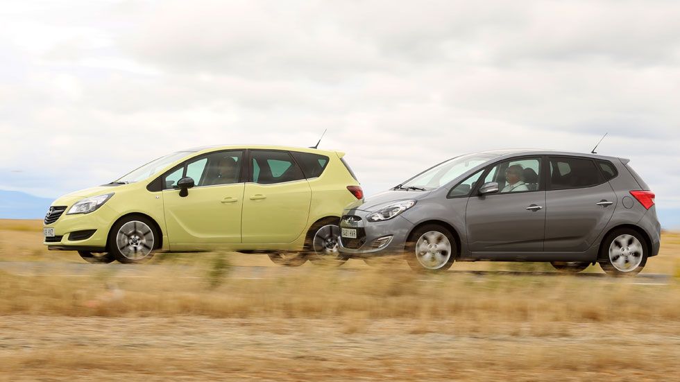 Comparativa: Hyundai ix20 1.6 CRDI Style vs Opel Meriva 1.6 CDTI Excellence