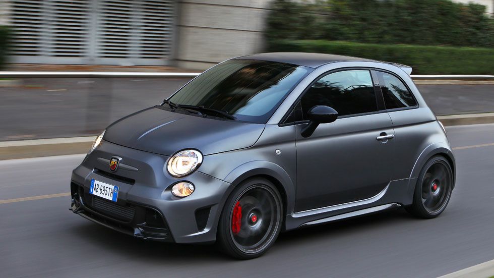 Primera prueba: Abarth 695 Biposto, el mejor coche del mundo