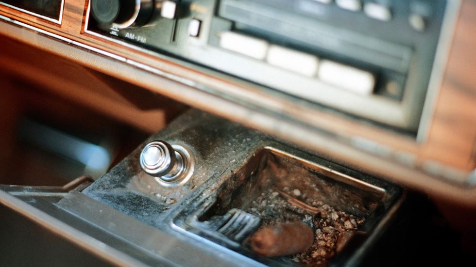 El olor a tabaco, el más desagradable para los conductores
