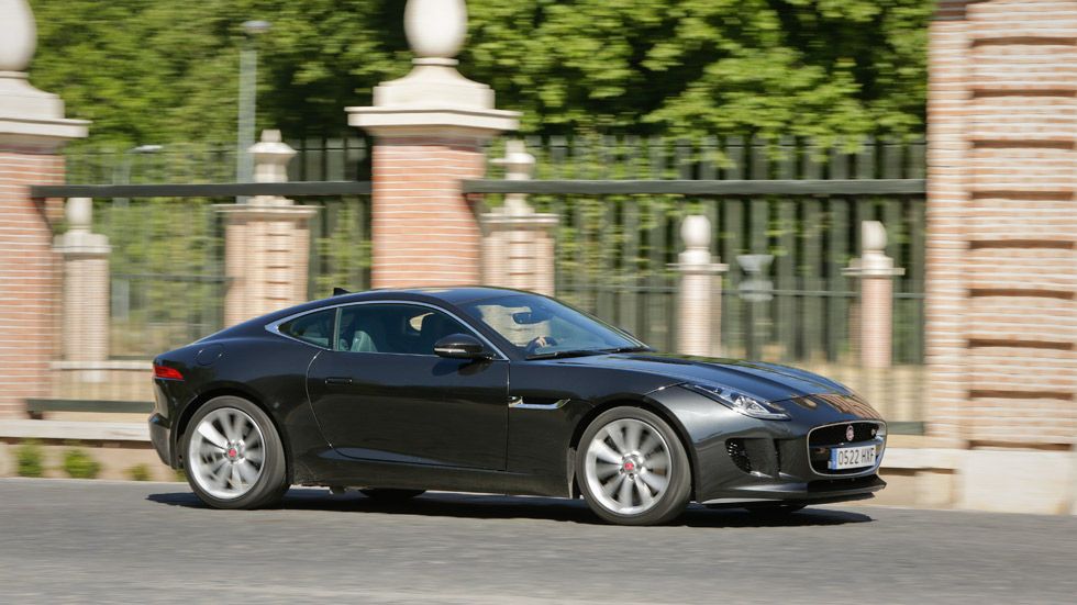 Prueba: Jaguar F-Type Coupé 3.0 V6, coupé de bandera