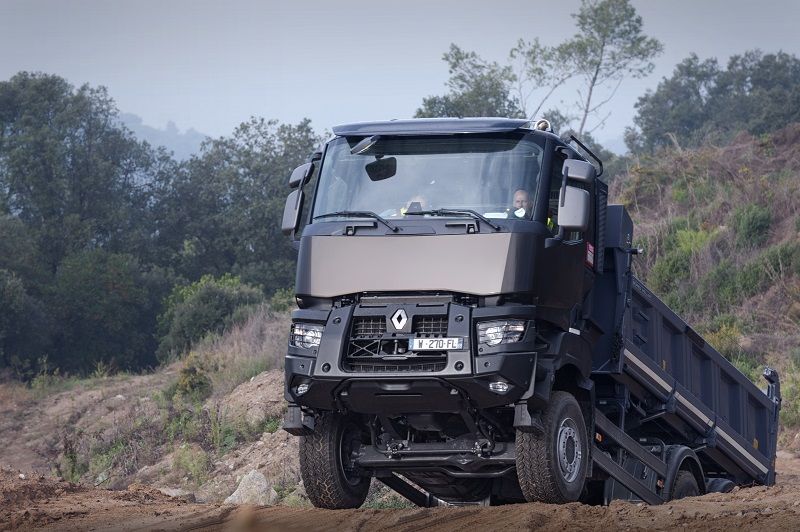 Renaul Trucks completa la gama K