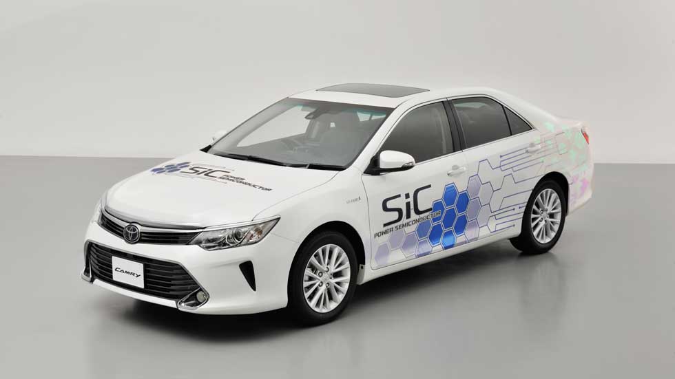 Toyota Camry híbrido de pila de combustible, prototipo con mejoras