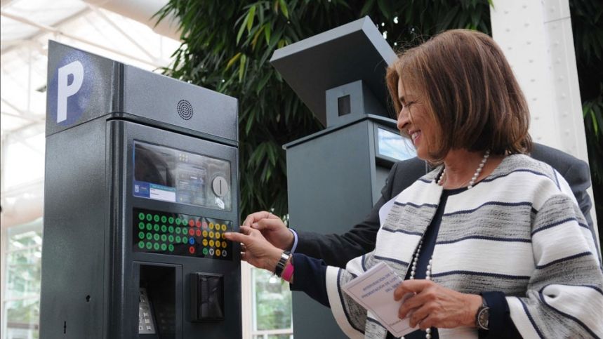 Los coches de renting y leasing vuelven a poder aparcar en Madrid