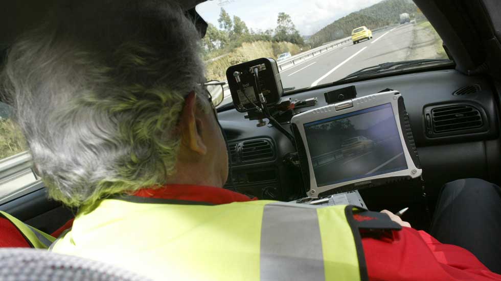La DGT avisará de los radares móviles…o igual no