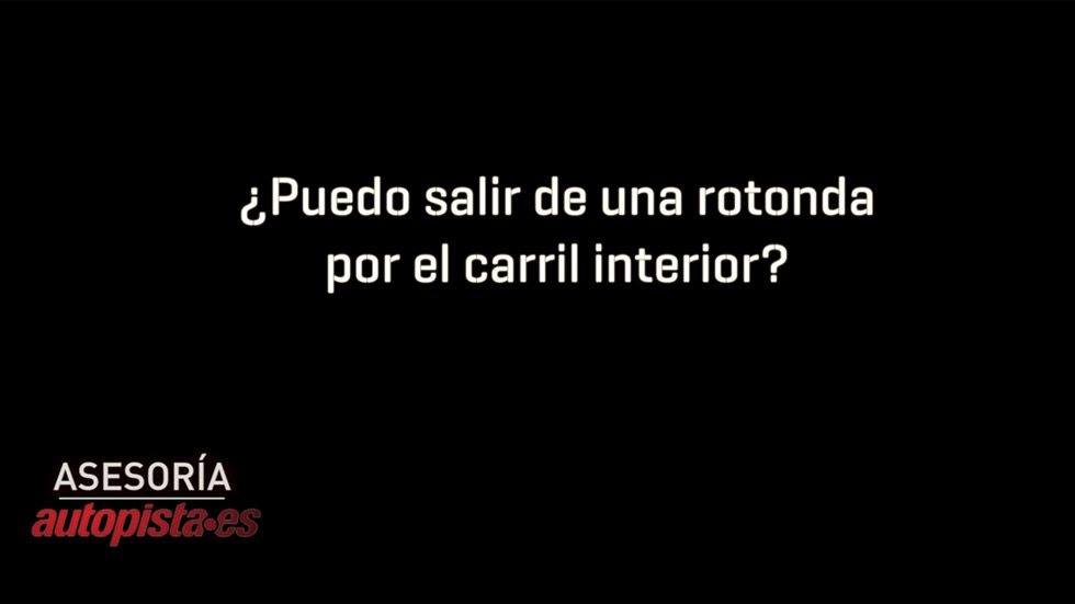 ¿Puedo salir de una rotonda por el carril interior?