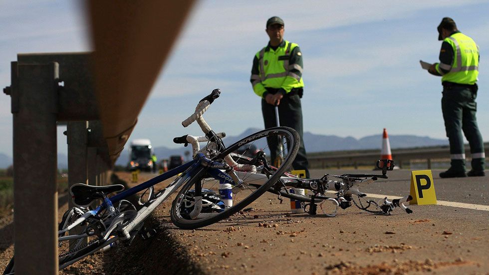 Los guardias civiles camuflados de ciclistas para multar, más cerca