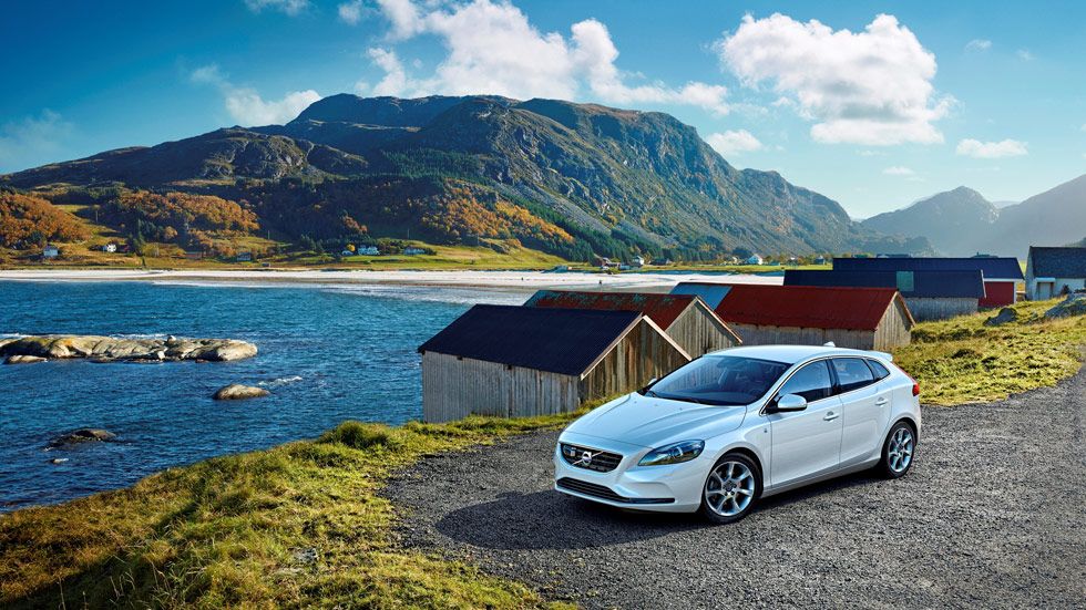 Volvo V40, seguridad y calidad en el asfalto