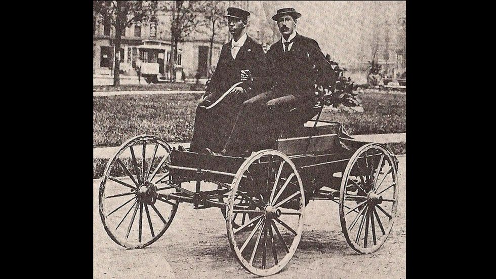 El primer coche que circuló por Detroit