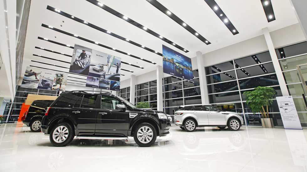 Multa de Competencia a 10 concesionarios de Land Rover