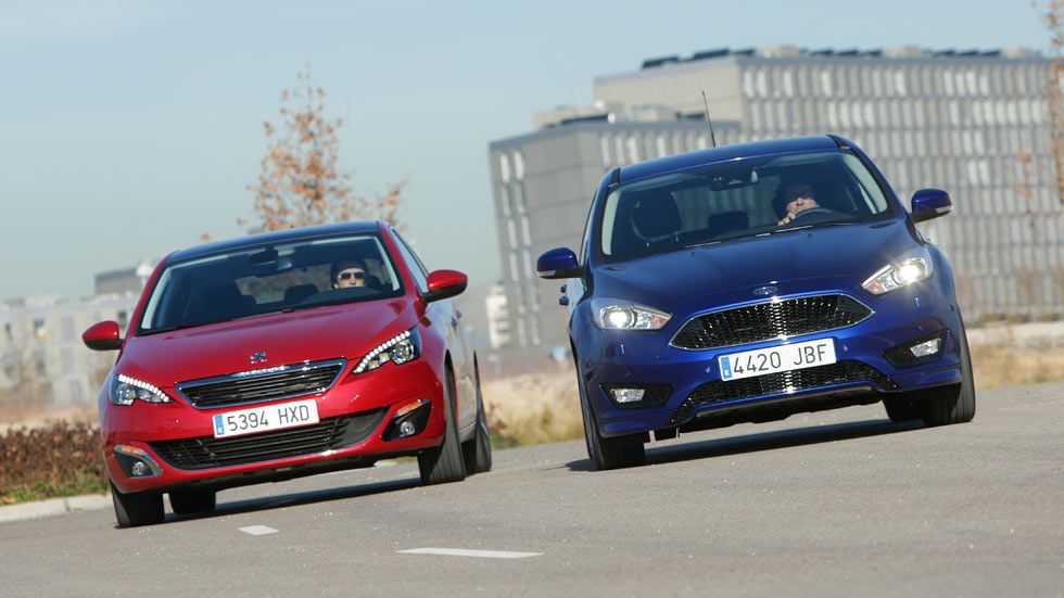 Comparativa: Ford Focus 1.0 EcoBoost 125 vs. Peugeot 308 1.2 e-THP 130 PureTech