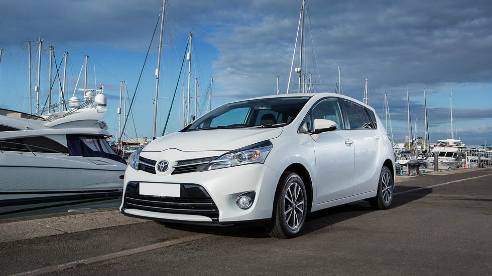 Toyota Verso 2015, más eficiente y equipado