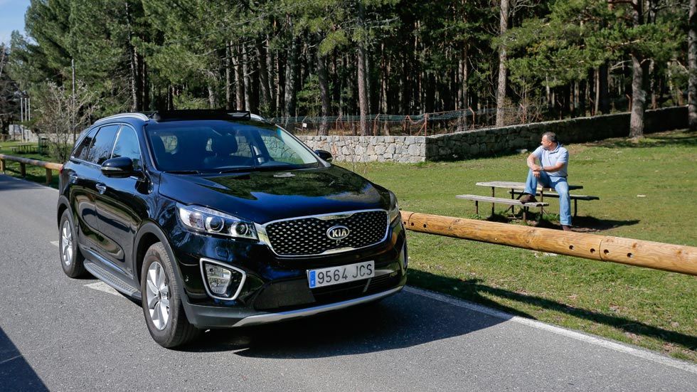 Prueba: Kia Sorento 2.2 CRDi 4x4, más por menos