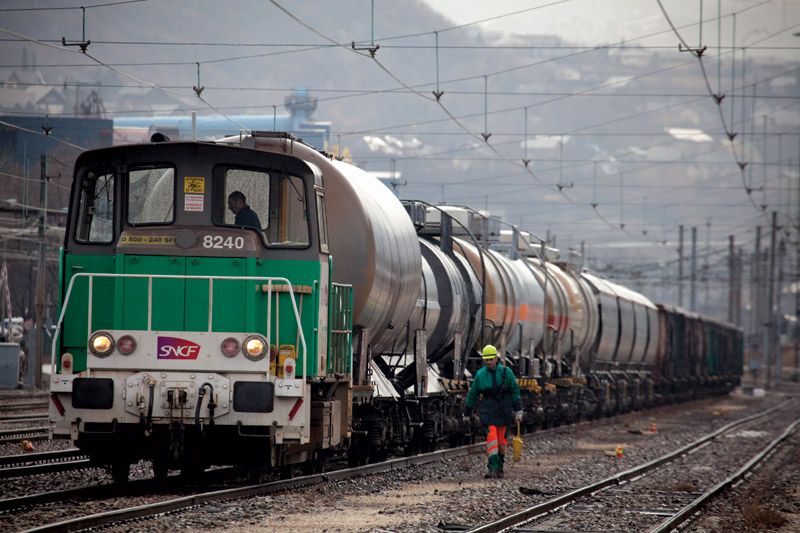 Francia descarta la línea ferroviaria atlántica para camiones