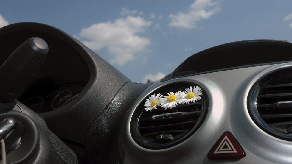 El olor de tu coche puede evitarte un accidente