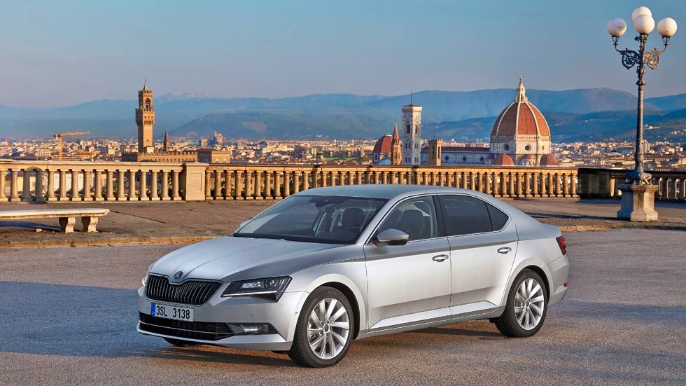 Skoda Superb 2015: precios, fotos y datos de la tercera generación