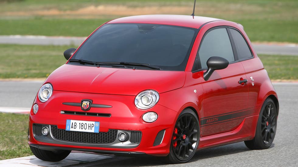 Abarth 595 Competizione 2015, más 'veneno' deportivo