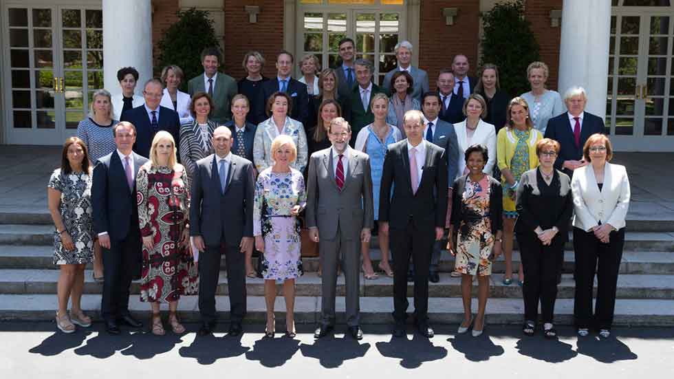 Rajoy recibe a los directivos de Bertelsmann en La Moncloa