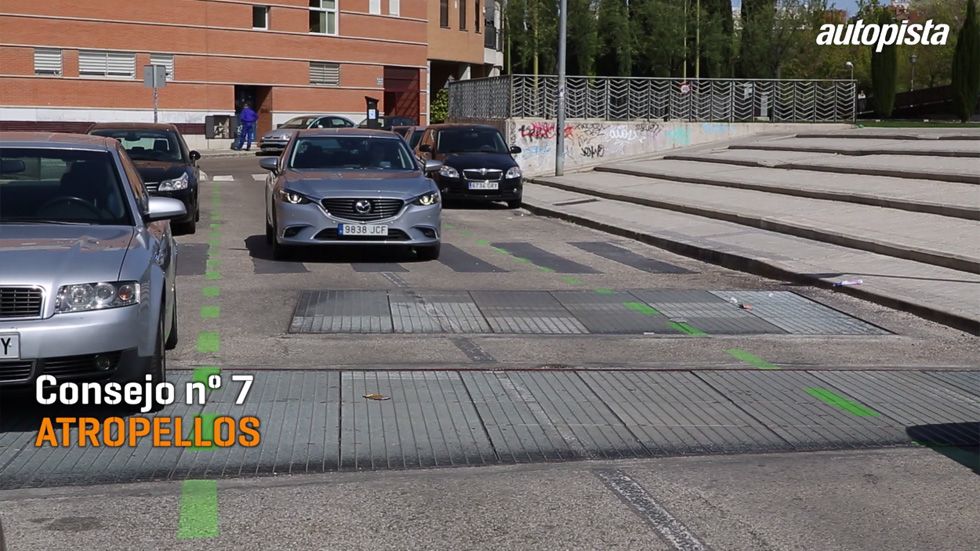 Consejos al volante: stop al atropello, peatones como el colectivo más vulnerable