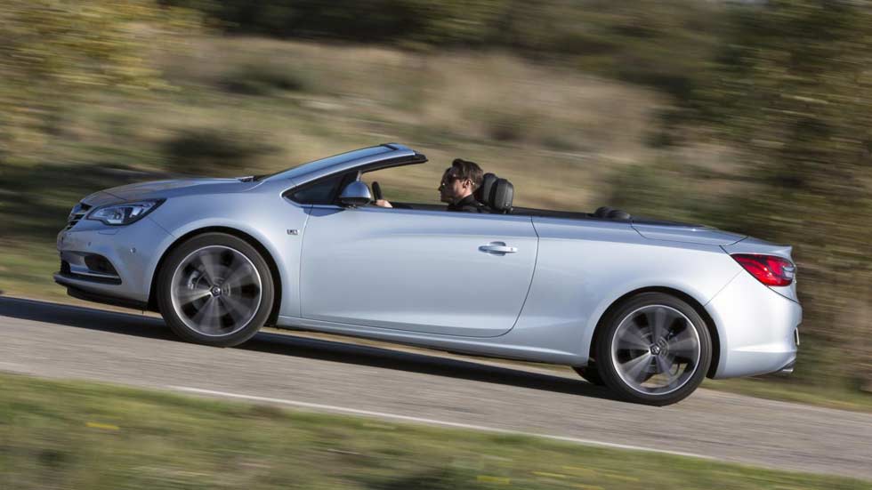 Opel Cabrio, nuevo motor Diesel y más equipamiento