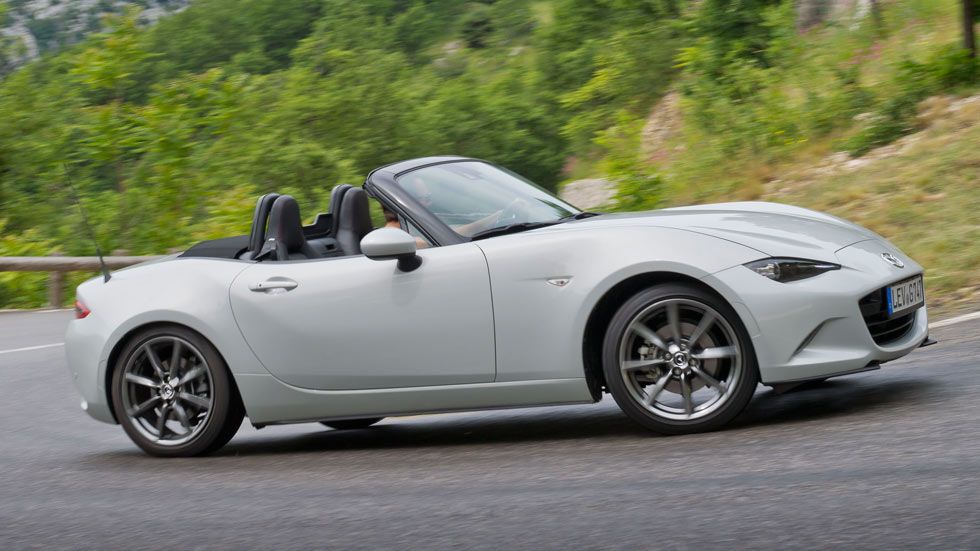 Primera prueba: Mazda MX-5, el roadster más asequible… aún más divertido