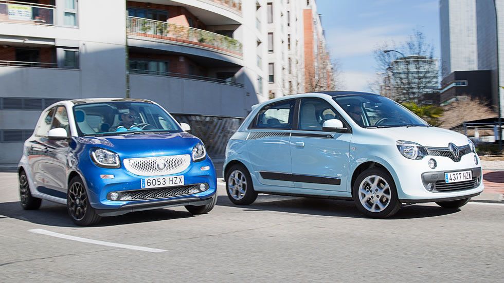 Comparativa: Renault Twingo 1.0 vs Smart Forfour 1.0