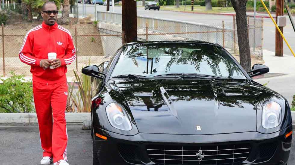 ¿Qué coches tienen los famosos?
