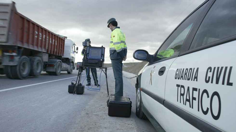 ITV caducada y exceso de velocidad, multas más frecuentes en verano