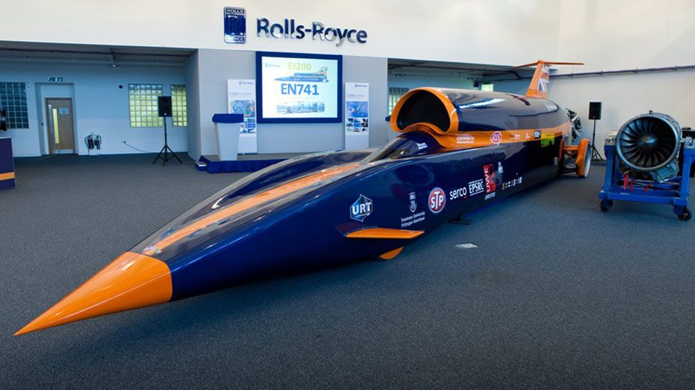 Bloodhound SSC, más rápido que una bala para batir el récord de velocidad