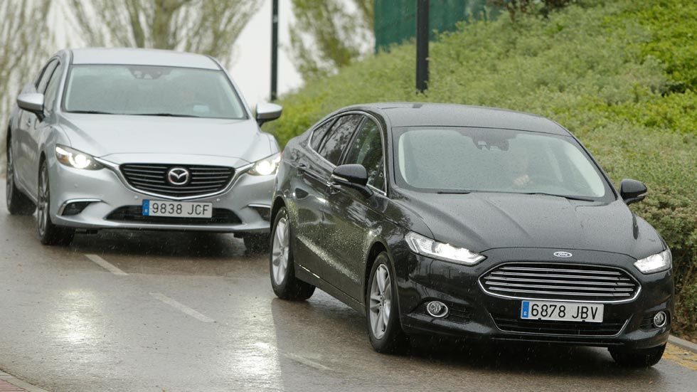 Ford Mondeo 2.0 TDCI 180 CV contra Mazda 6 2.2 Skyactiv-D 175