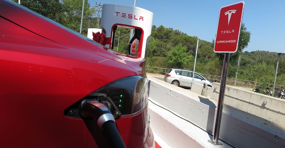 5 cosas que debes saber sobre los Supercargadores de Tesla
