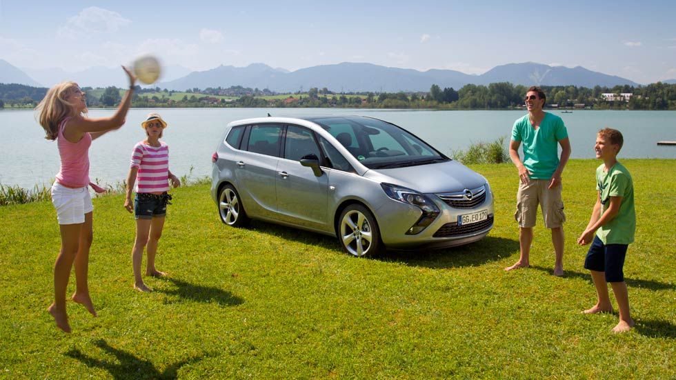 ¿Qué coches tienen descuentos para familias numerosas?