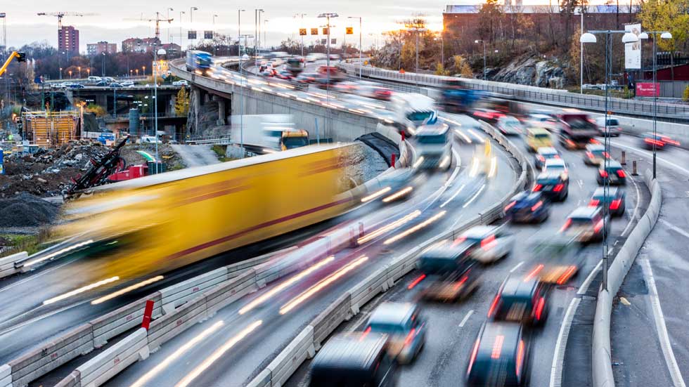 La conducción lenta, lo que más nos estresa al volante