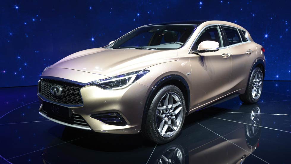 Infiniti Q30, el otro Clase A