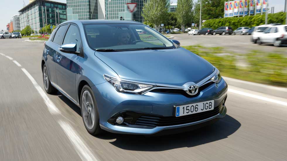 Toyota Auris 120T, actualización de la versión de gasolina